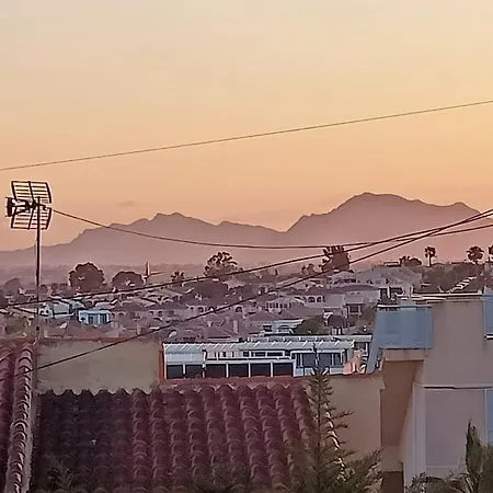 Apartmán 1 Bed Free Parking And Netflix, Min 11 Nights Seasonal San Fulgencio
