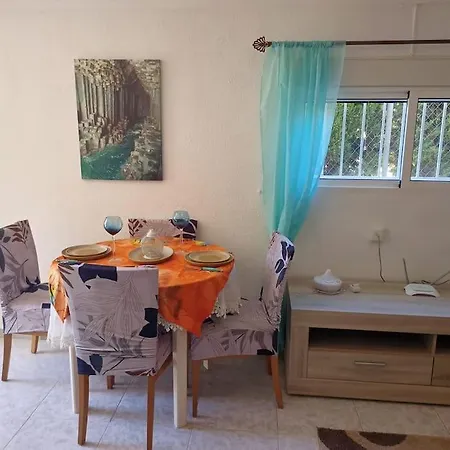 شقة 1 Bed Free Parking And Netflix, Min 11 Nights Seasonal San Fulgencio
